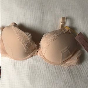 Beautiful new bra, wrong size, couldn’t return.